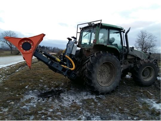 Butteuse hydraulique UOT pour tracteur